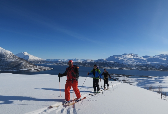 Isole Lofoten, Norvegia: una settimana di sci alpinismo