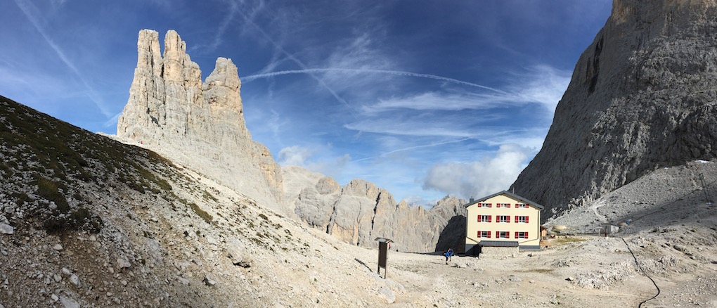 Una proposta “no big”  articolata in 3 giornate per salire le bellissime Torri del Vajolet.