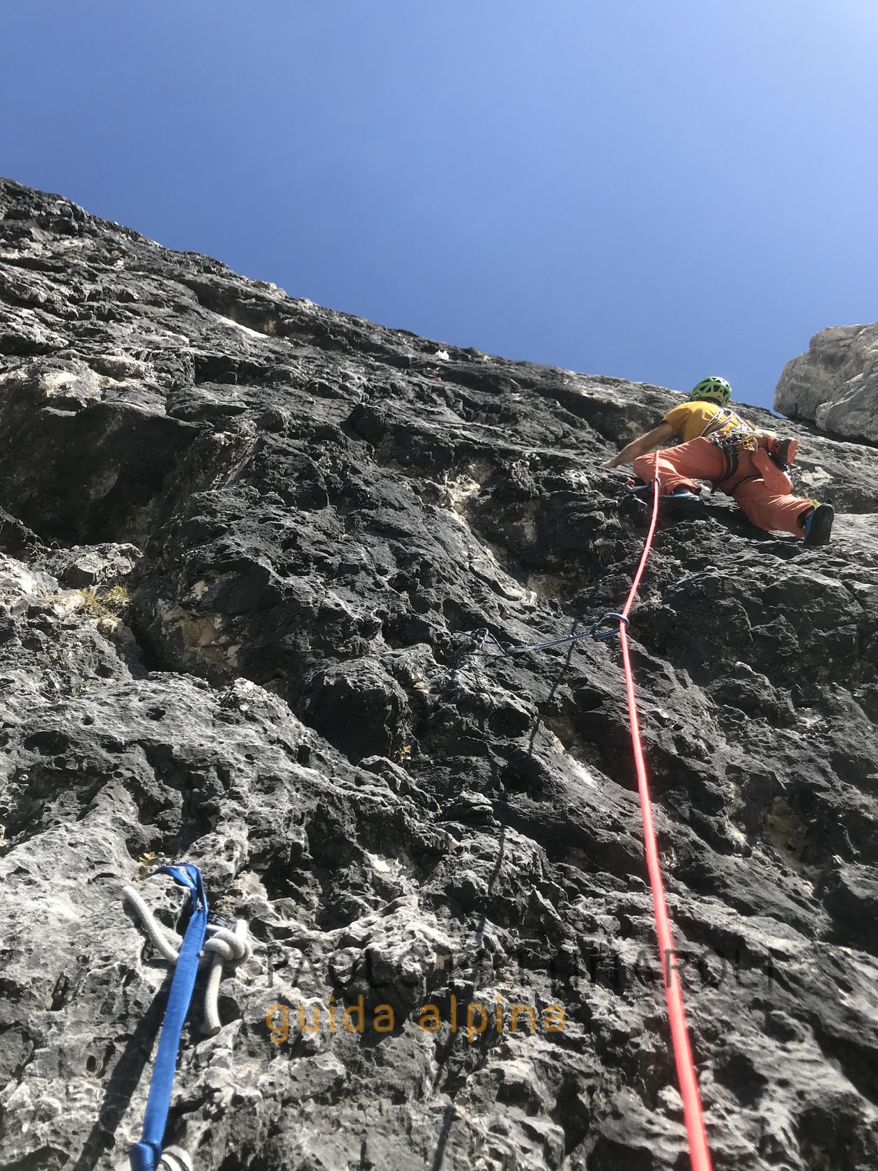 dolomiti - 4 di 6-arrampicata_paolo pettinaroli guida alpina